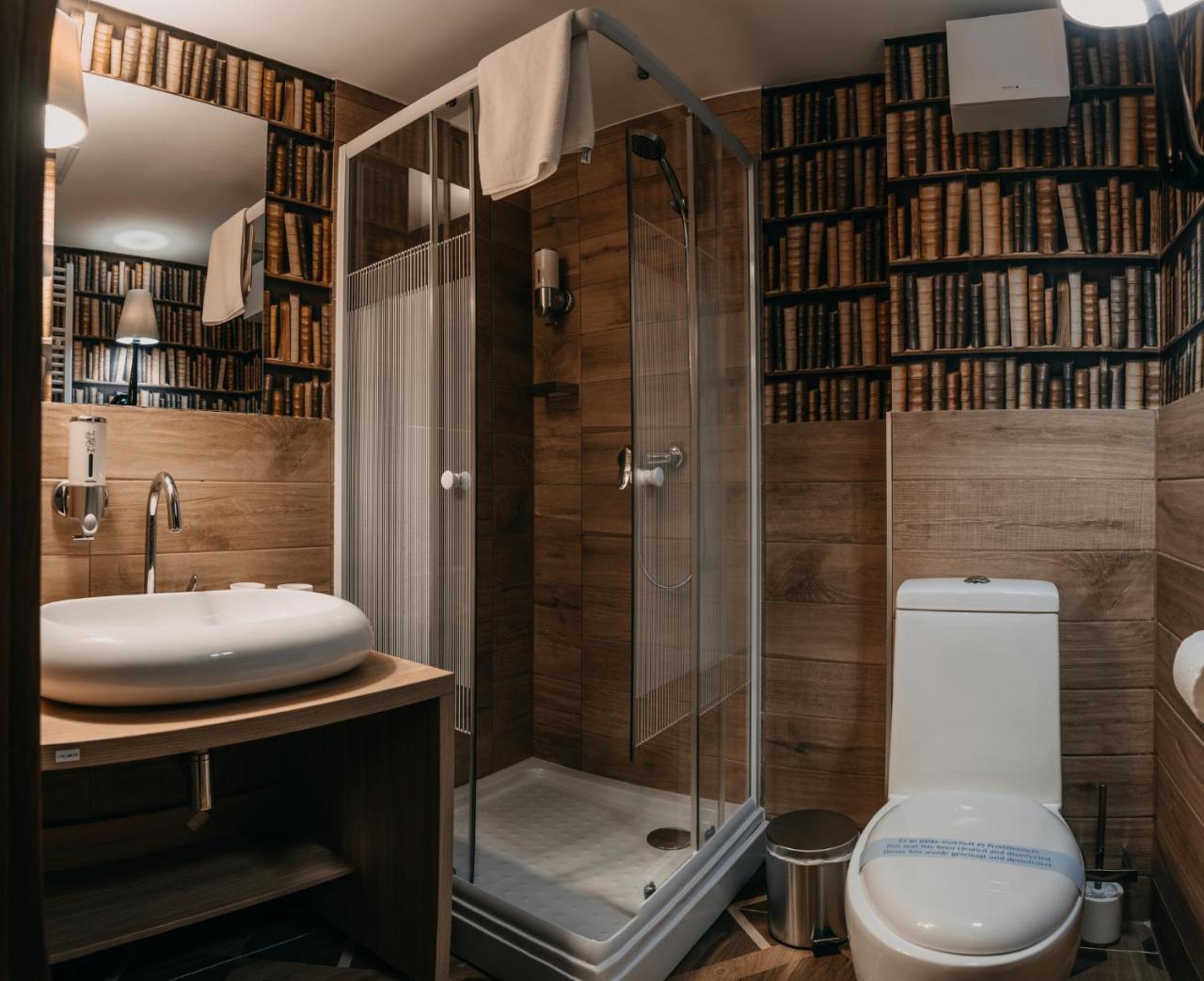 Aquapark Design Rooms Szeged Ngoại thất bức ảnh